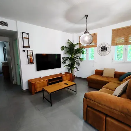 아파트 Chill And *